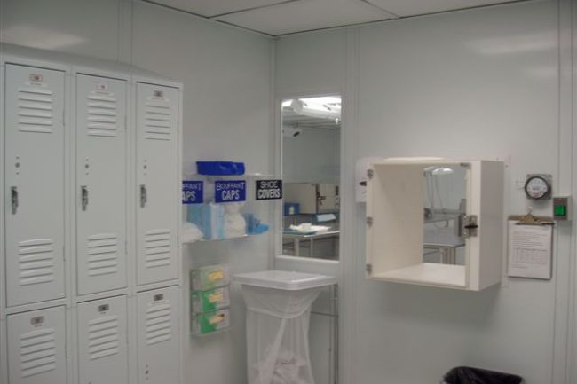 Modular Cleanroom pass through