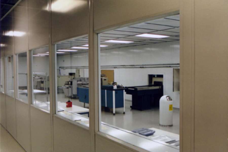 Modular Enclosure Large windows