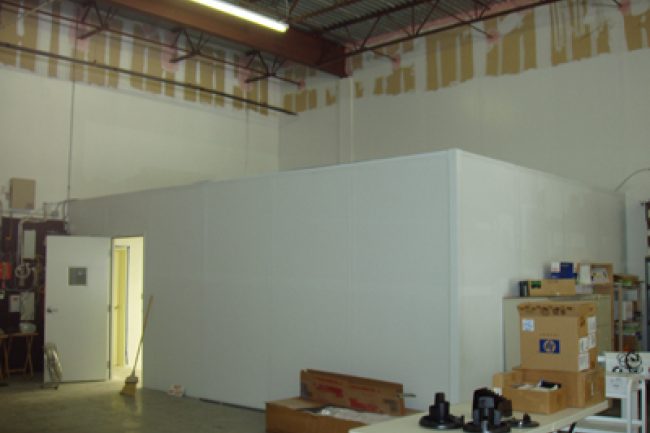 Modular CMM cleanroom exterior