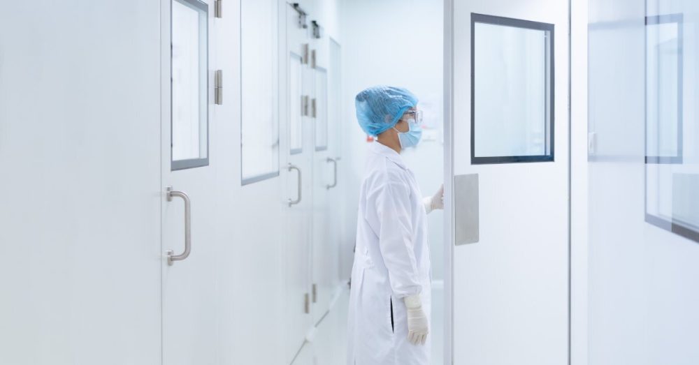 National Partitions 390813 scientist clean room 1